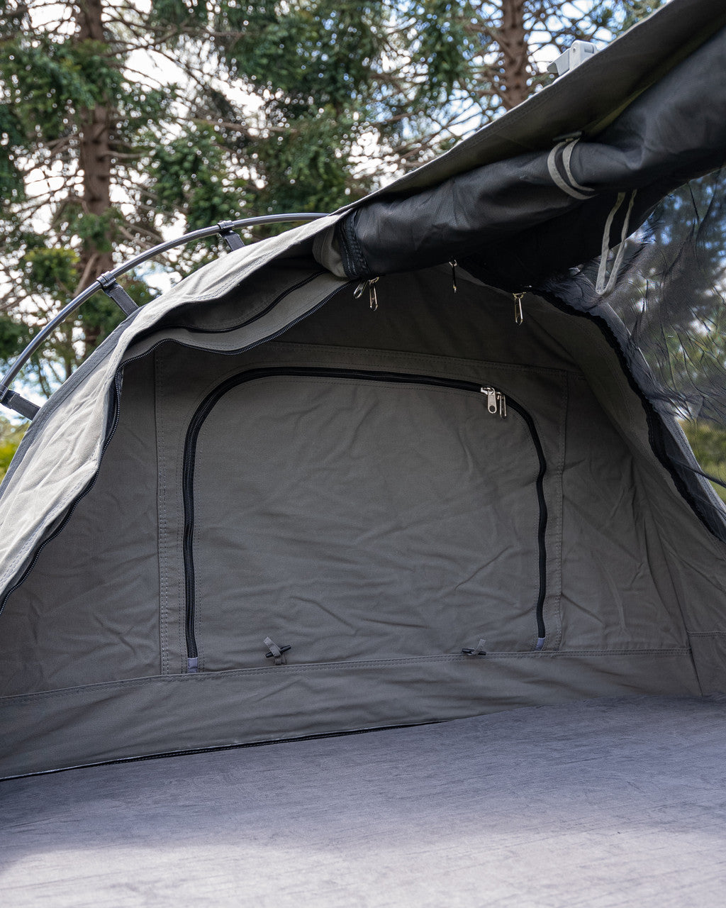 Rugged 4x4 Double Pole Swag