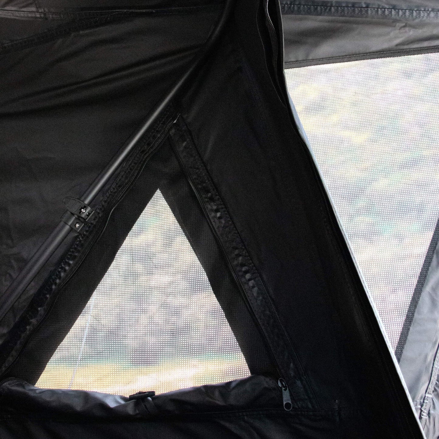 Bushwakka St19 3 Person Roof Top Tent