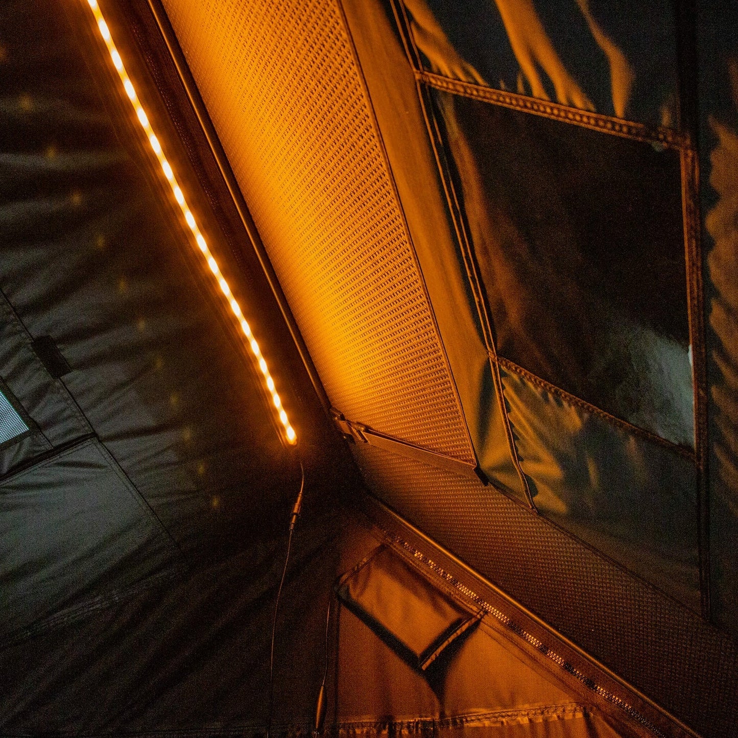 Bushwakka St19 3 Person Roof Top Tent