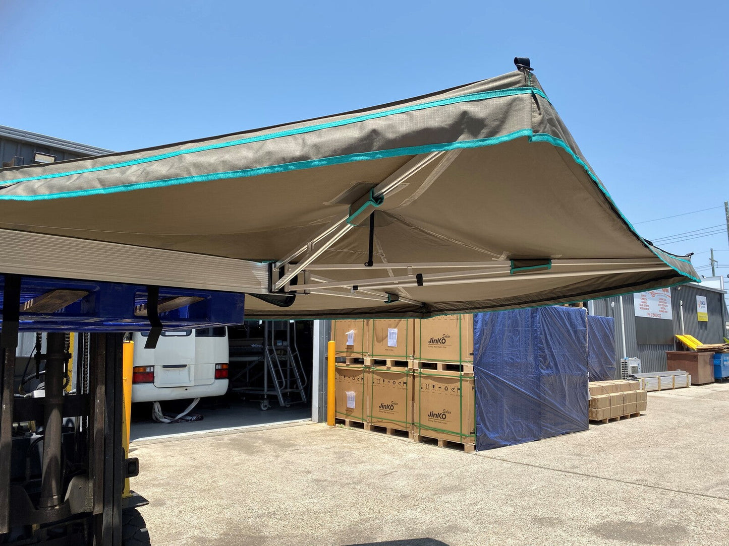 2.1m 30 Second Wing Awning (Medium)